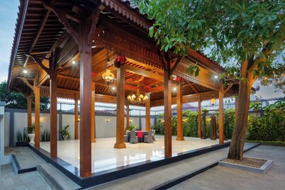  Aston Inn Rembang 