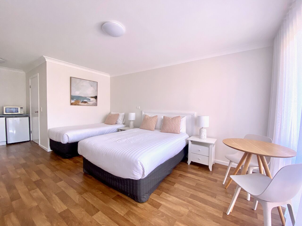 Twin Room | Blackout curtains, iron/ironing board, free WiFi, bed sheets