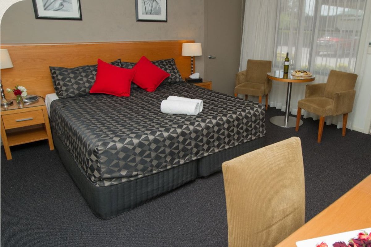 Desk, iron/ironing board, free WiFi
