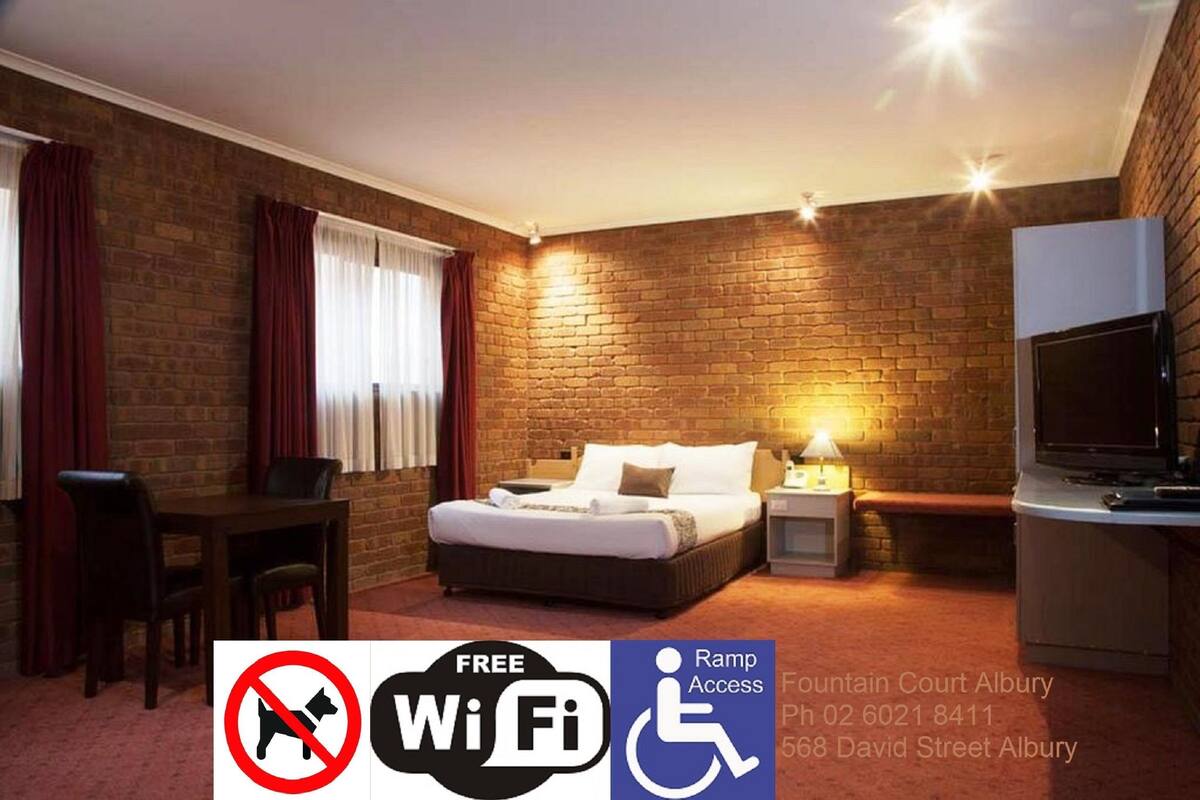 Standard Room, Non Smoking (Spa Suite) | Desk, iron/ironing board, free WiFi, bed sheets