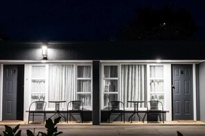 Front of property - Frimley Lodge Motel (Hastings)