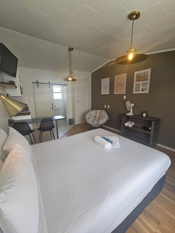 Studio exécutif, animaux de compagnie acceptés (Unit) | 1 chambre, espace de travail pour ordinateurs portables