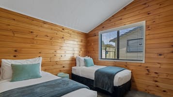 Motel Two Bedroom | In-room safe, free WiFi, bed sheets