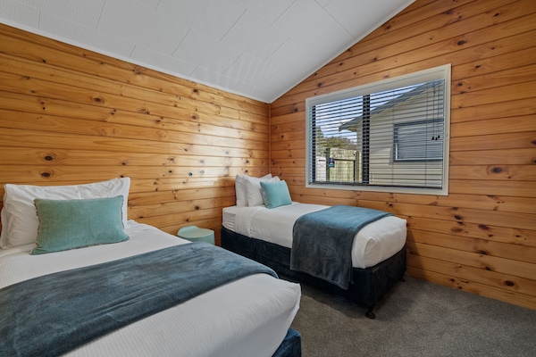 Motel Two Bedroom