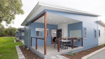 Deluxe Room, 2 Bedrooms | Terrace/patio