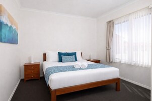 3 Bedroom Duplex | Iron/ironing board, free WiFi, bed sheets