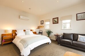 Standard Suite, 1 Bedroom (Tuscany Room) | Living area | TV, DVD player - Port Boutique Accommodation (Port Fairy)