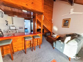 Deluxe-svíta - 2 svefnherbergi (Alpine Deluxe) | Stofa | Flatskjársjónvarp