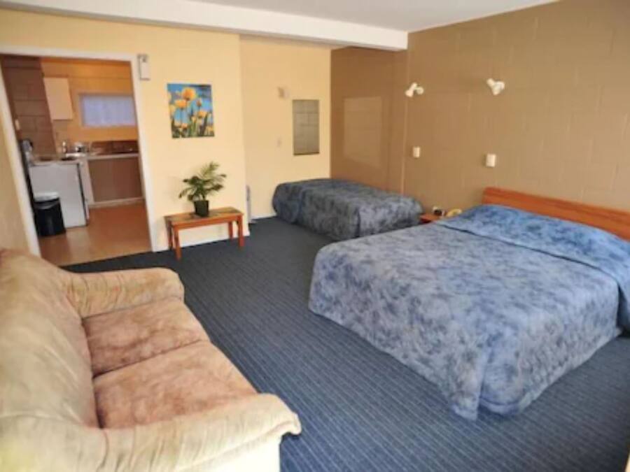 Economy-Studio, Nichtraucher, Küche (Economy studio unit) | Bügeleisen/Bügelbrett, kostenloses WLAN, Bettwäsche