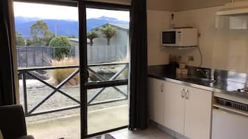 Suite Studio Standard, non-fumeurs, cuisine (Park Motel 2 adults) | Cuisine privée | Réfrigérateur dans l'espace commun, micro-ondes dans l'espace commun