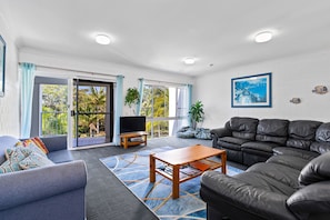 2 Bedroom Family | Living area | TV - The Islander Holiday Resort (Point Lookout)