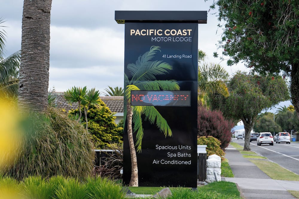 Pacific Coast Motor Lodge