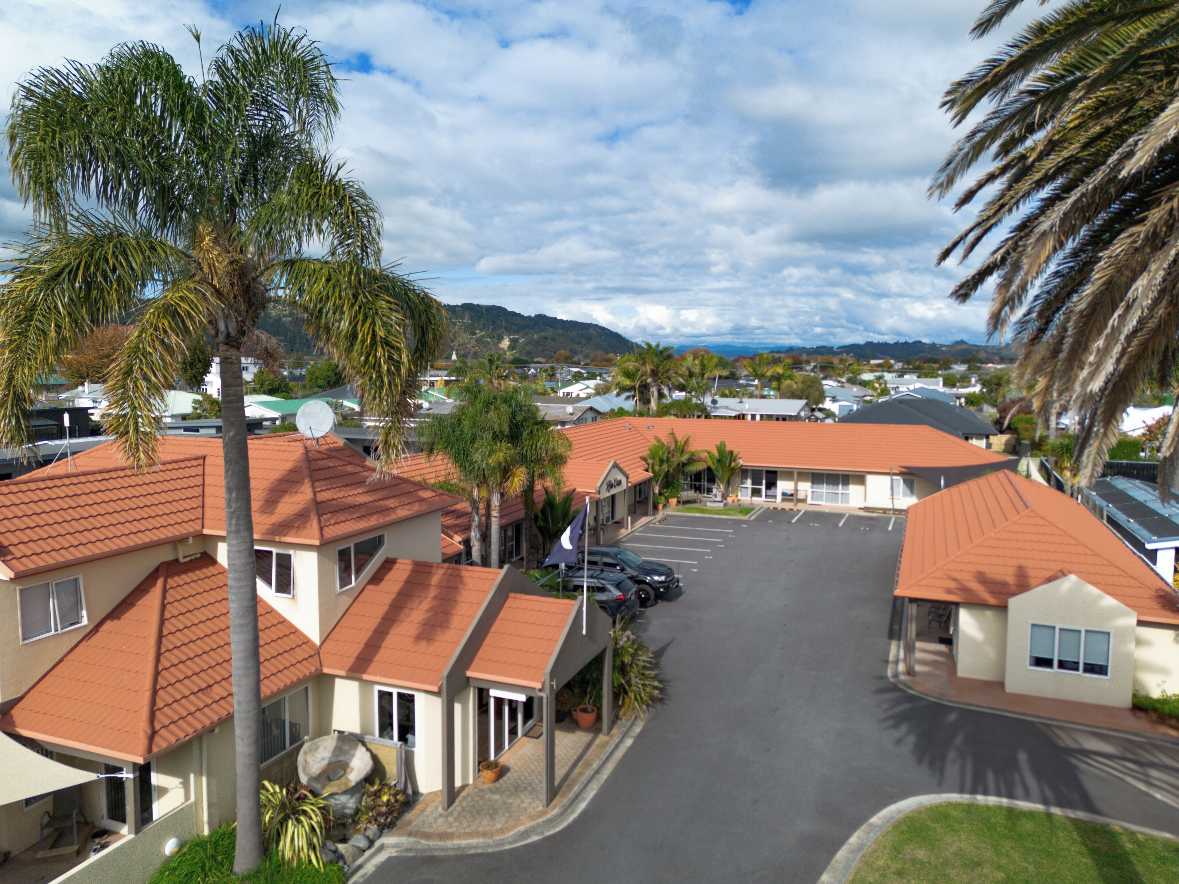 المنشأة من الخارج