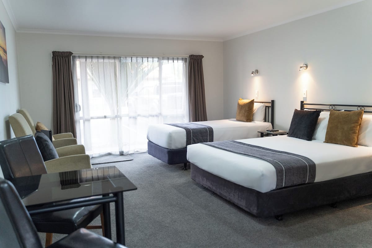 Standaard Twin kamer | Een kluis op de kamer, babybedden, extra bedden, gratis wifi