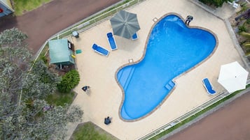 Udendørs pool