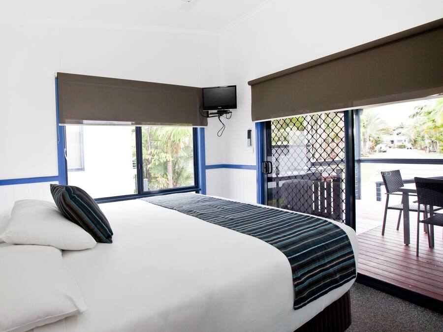 Suite – standard, 2 soverom, kjøkken (GRANDE VILLA) | Strykejern/-brett, wi-fi (inkludert) og sengetøy