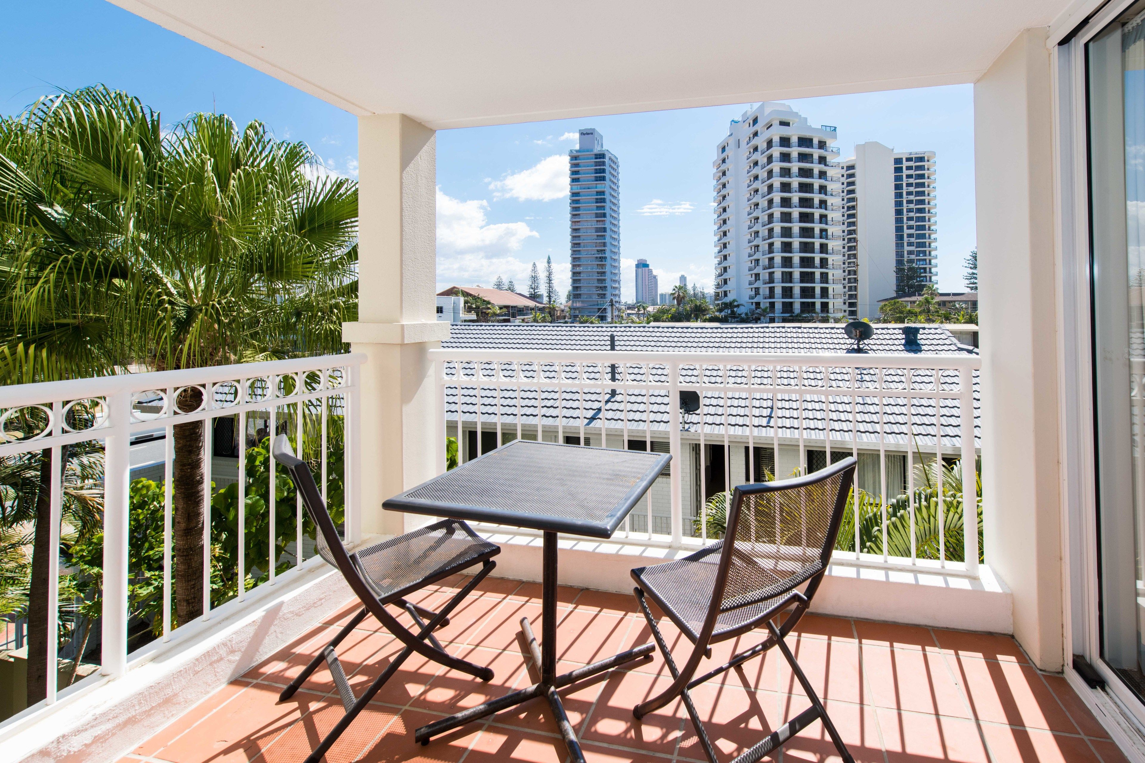 La Grande Apartments Broadbeach — image 17
