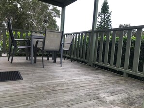Balcony - Diamond Beach Holiday Park (Diamond Beach)