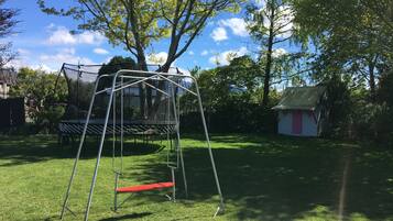 室外兒童遊樂區