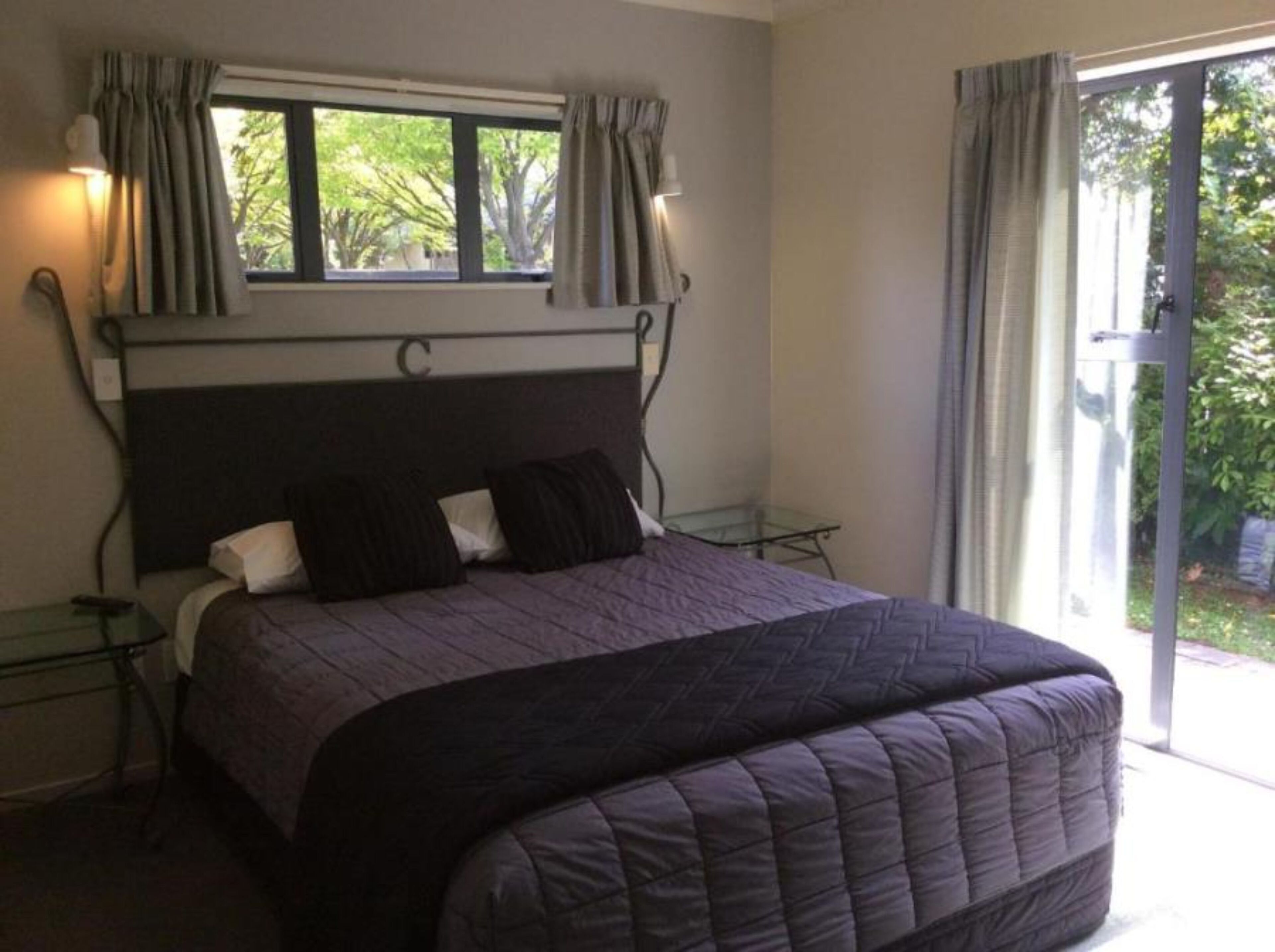 Standard Suite, 2 Bedrooms, Non Smoking, Kitchenette (Apartment)