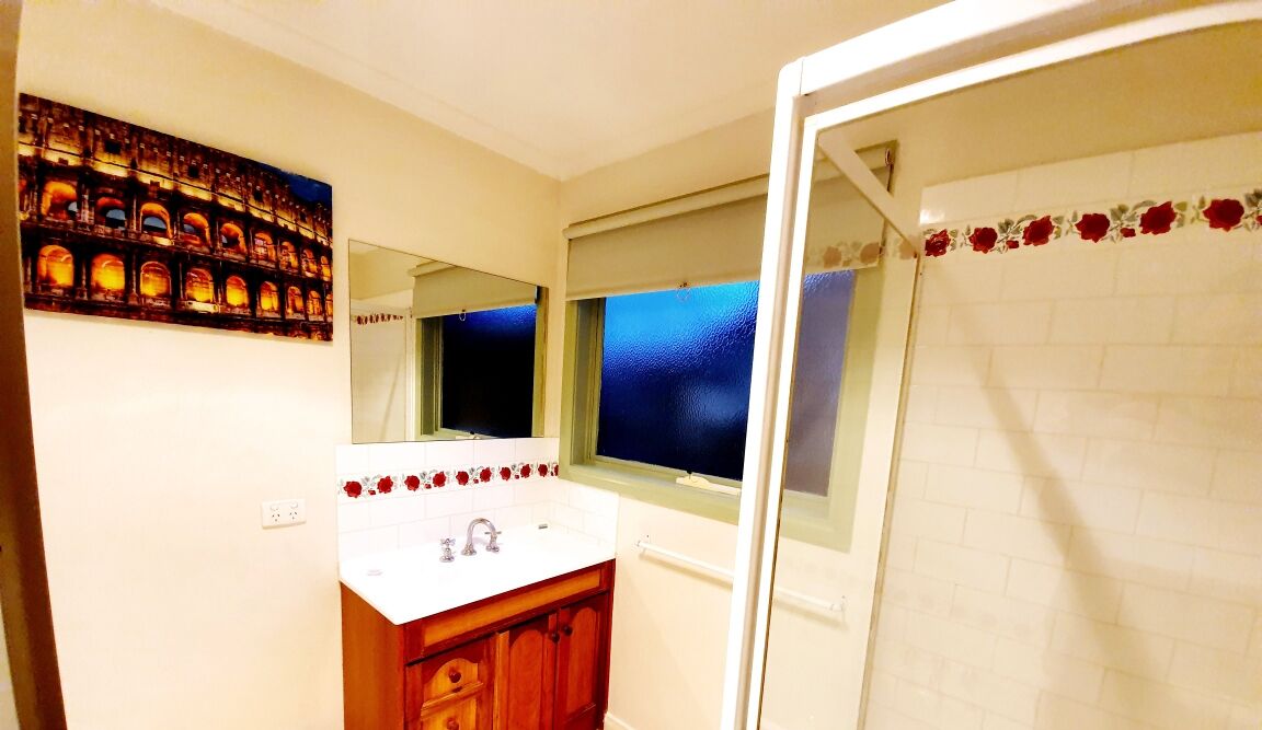 Whole Cottage to yourselves - Complete privacy | Bathroom | Free toiletries, hair dryer, towels, soap