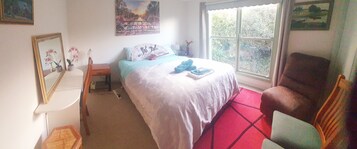 Whole Cottage to yourselves - Complete privacy | 2 bedrooms, Egyptian cotton sheets, premium bedding, pillowtop beds