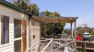 Superior Cabin, 2 Bedrooms | Pemandangan dari bilik