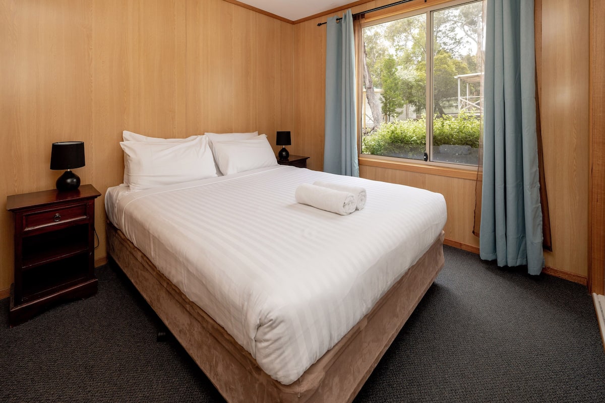 Superior Cabin, 2 Bedrooms