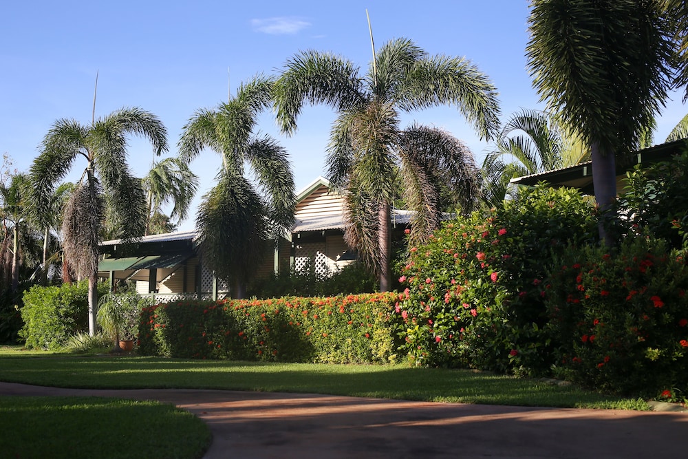 Cocos Beach Bungalows photo 3