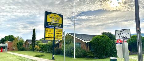 Fachada de la propiedad