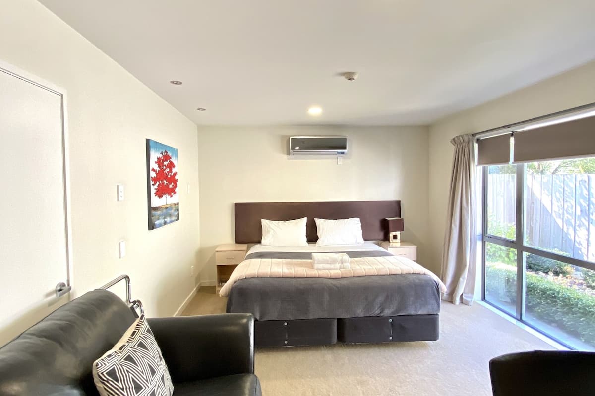 42-inch tv with digital channels