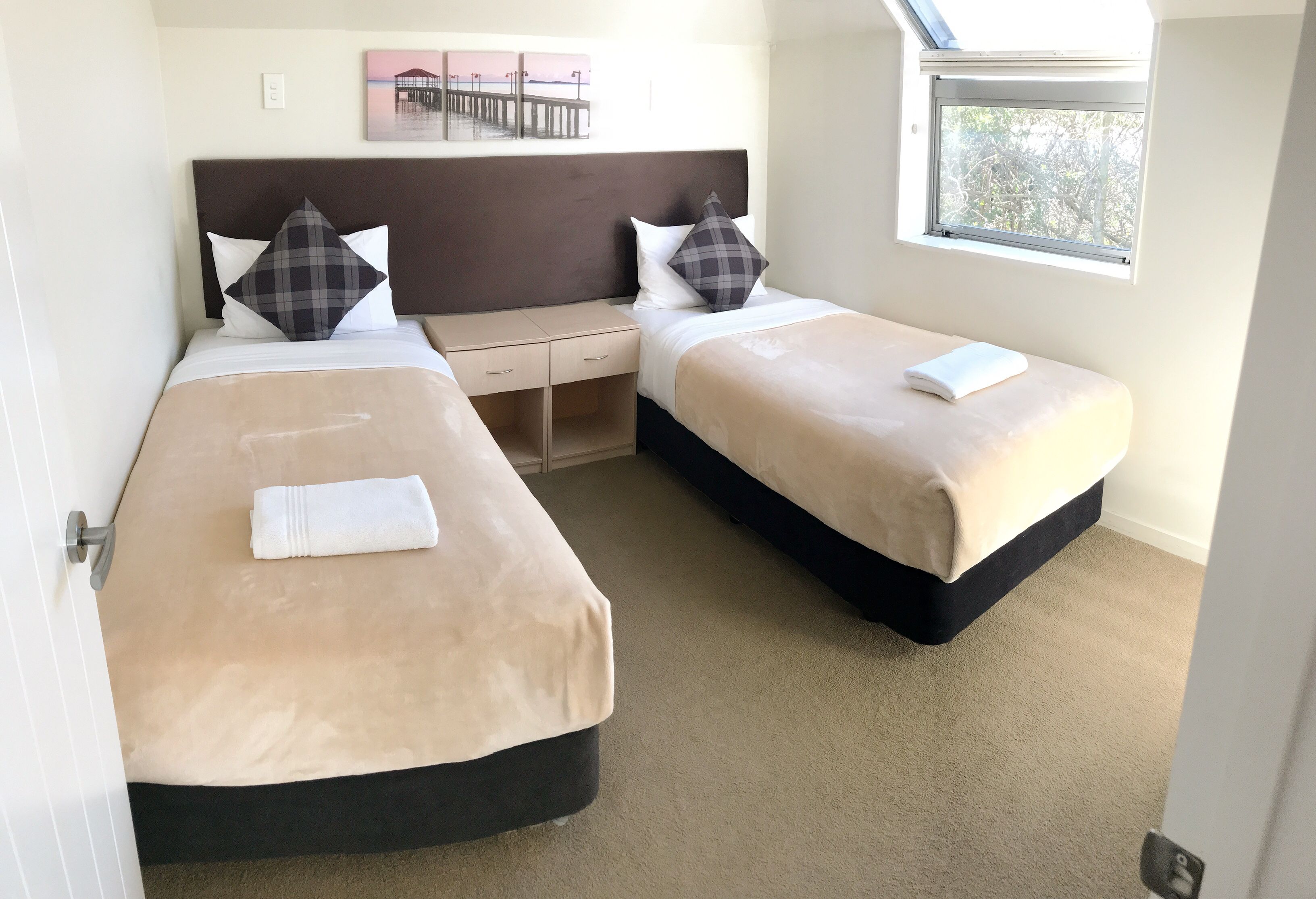 family apartment, 2 bedrooms | premium bedding, down duvets, select comfort beds, in-room safe