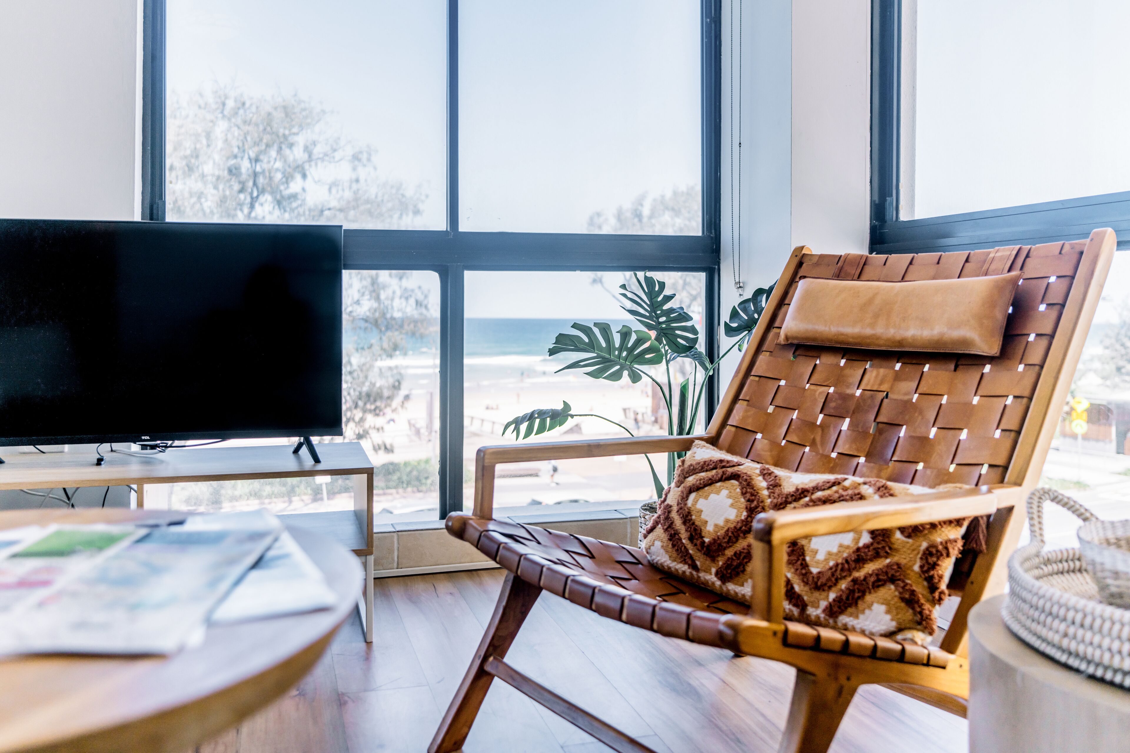 Two-Bedroom Apartment with Ocean View Deluxe | Living area | 40-inch flat-screen TV with satellite channels, TV