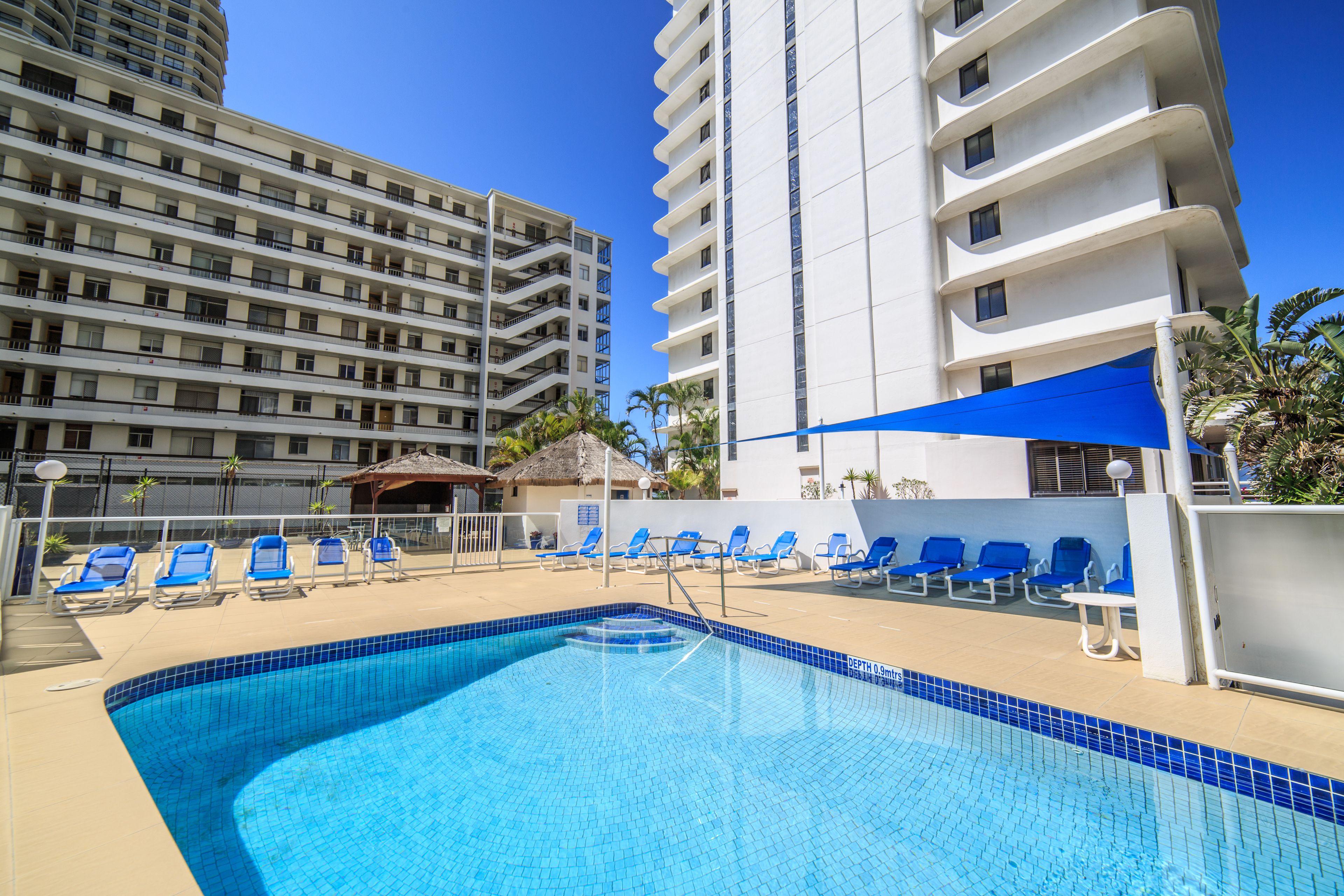Olympus Apartments — image 3