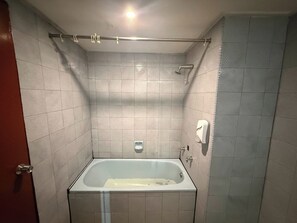 Bathroom - Anika Inn Kluang (Kluang)