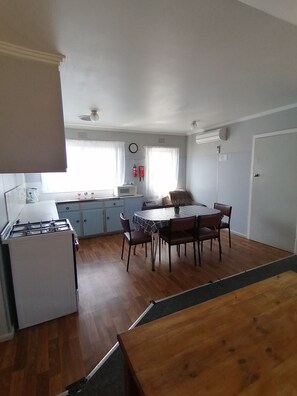 Standard Apartment, 2 Bedrooms, Non Smoking, Kitchen (Large Group Deal - Unit 1) | Private kitchen | Full-size fridge, microwave, oven, stovetop - Anchorage Holiday Units (Lakes Entrance)