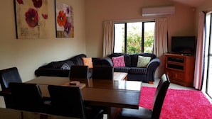 スタンダード スタジオ 禁煙 浴槽 (3 bedroom Townhouse (1)) | WiFi (無料)、ベッドシーツ