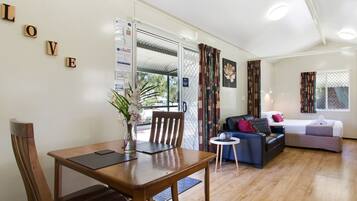 Iron/ironing board, free WiFi, bed sheets, wheelchair access