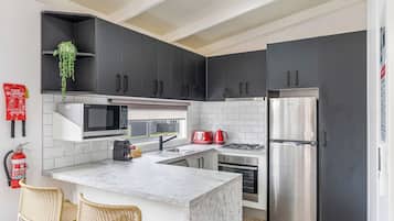 Cabane Deluxe, 2 chambres, non-fumeur, balcon (Apartment) | Cuisine privée