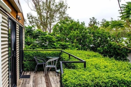 Family Cabin | Terrace/patio. Coal 'n' Cattle Hotel Motel - Moura