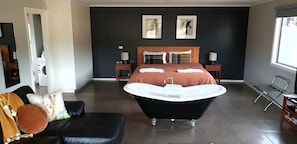 Romantic Studio, Non Smoking, Kitchen (Romantic Escape) - Blaze Rock Retreat (Pomonal)