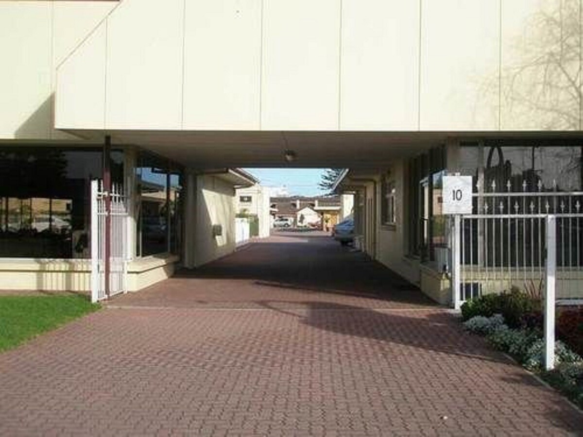 Glenelg Motel