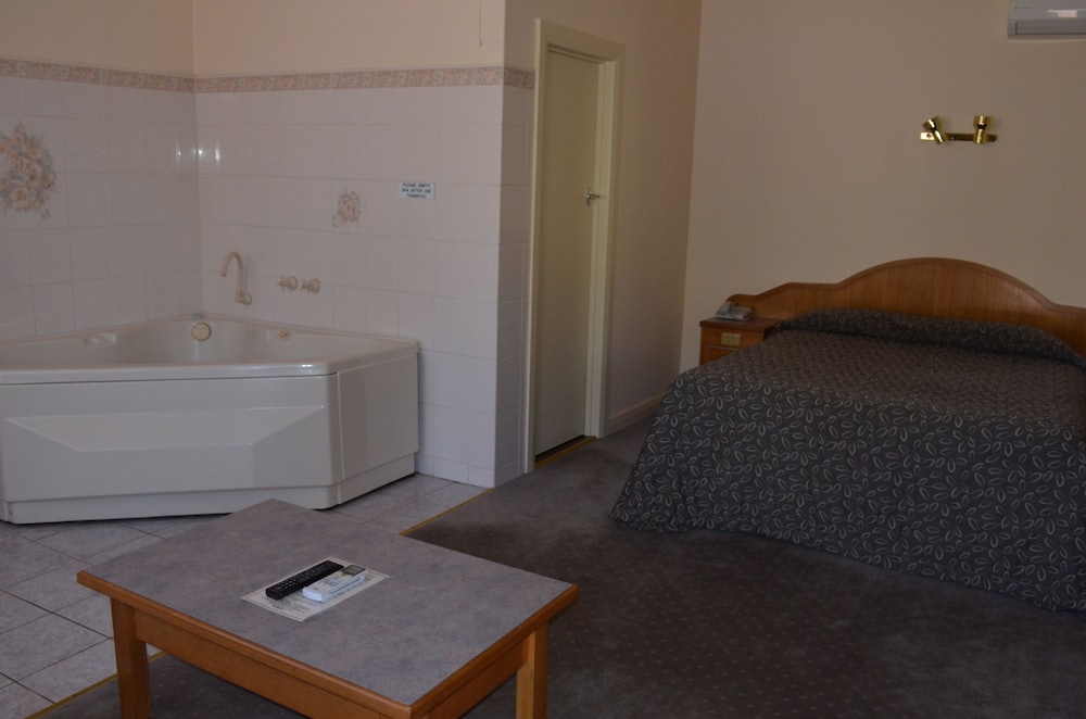 Glenelg Motel by null