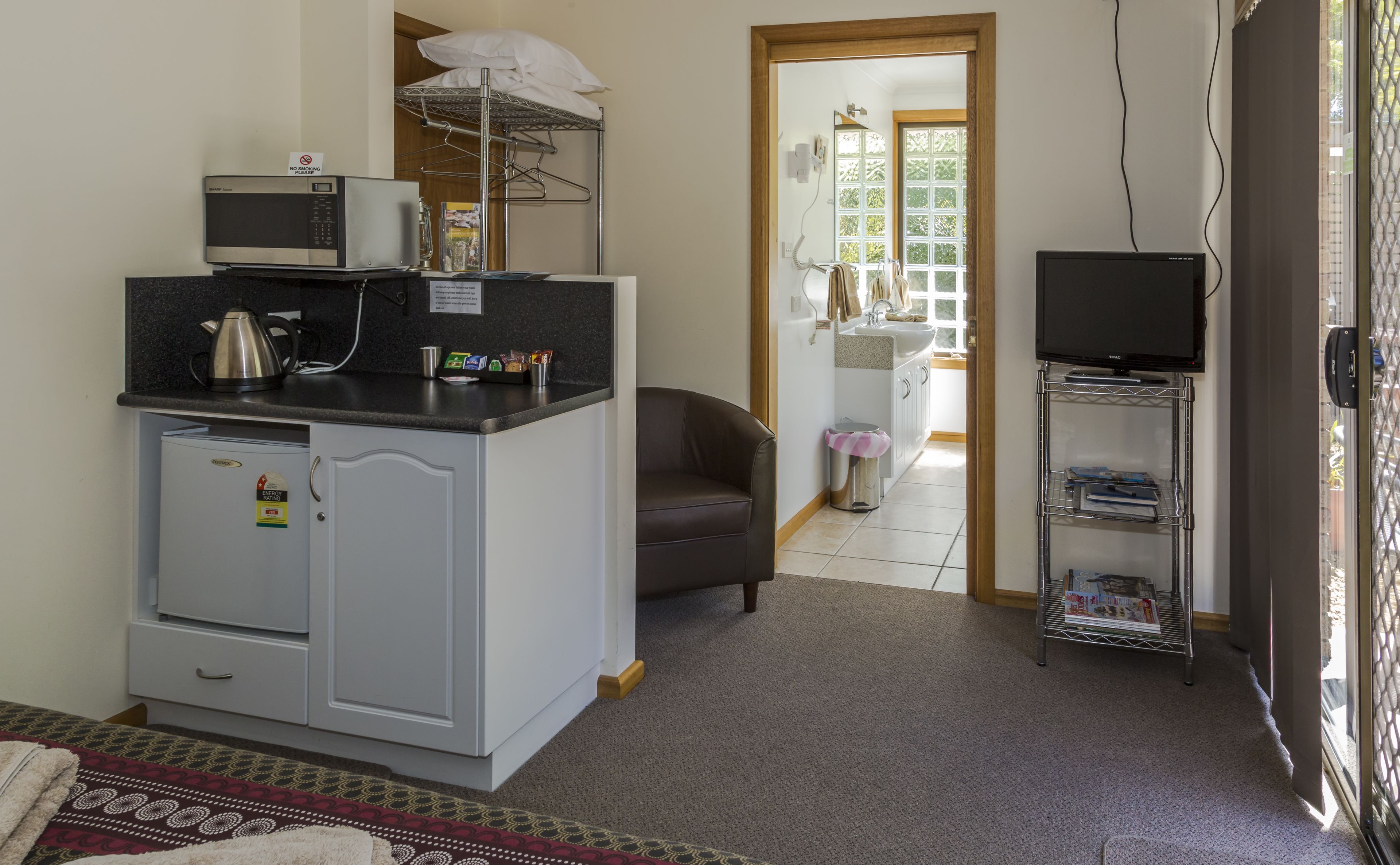 Abs by the Bay — image 17