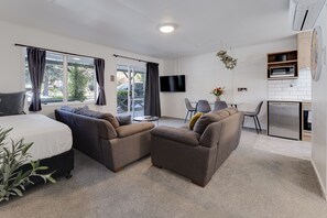 Familienapartment, 2 Schlafzimmer (Standard Family) | Zustellbetten