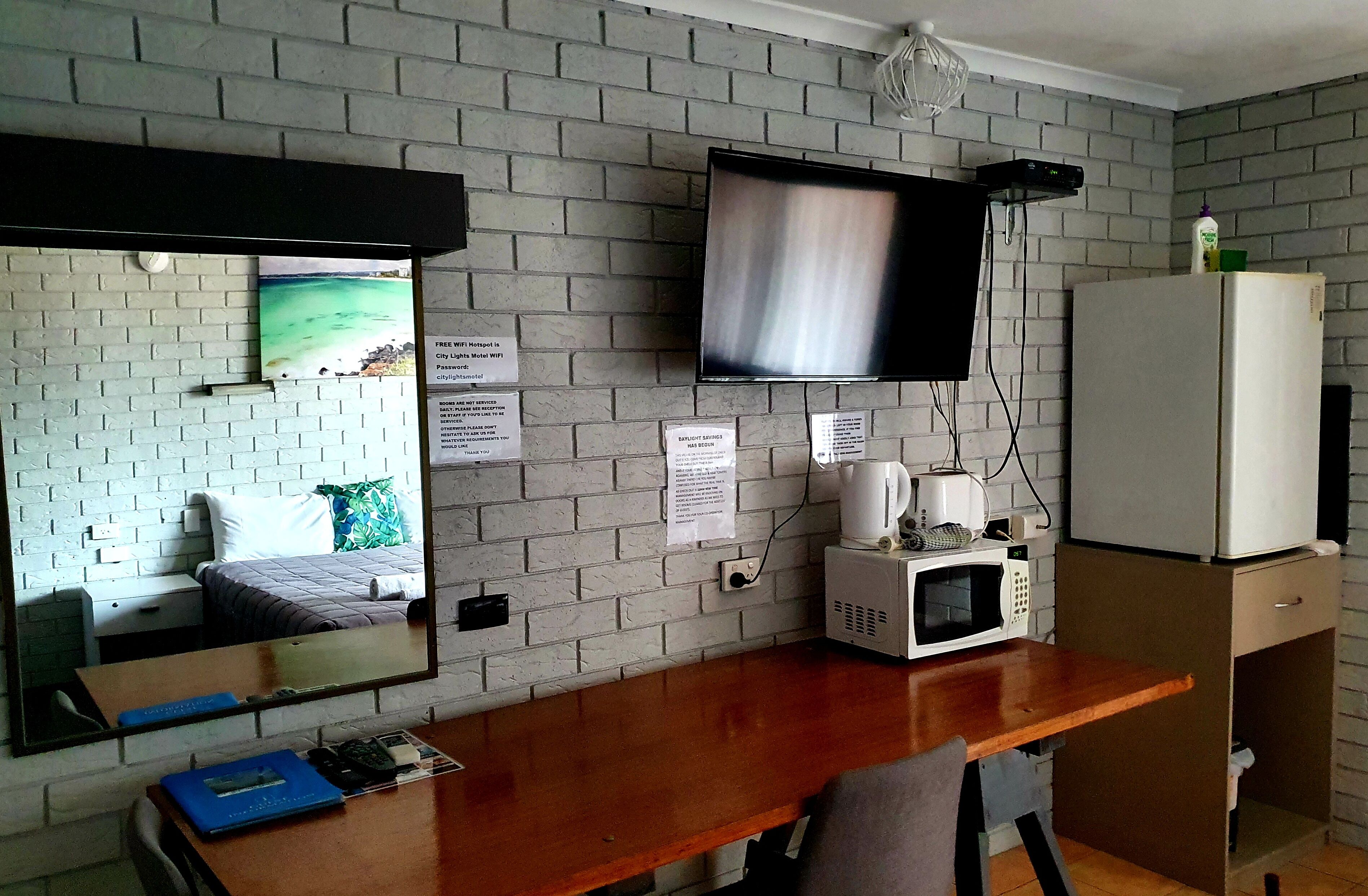 Photo - City Lights Motel