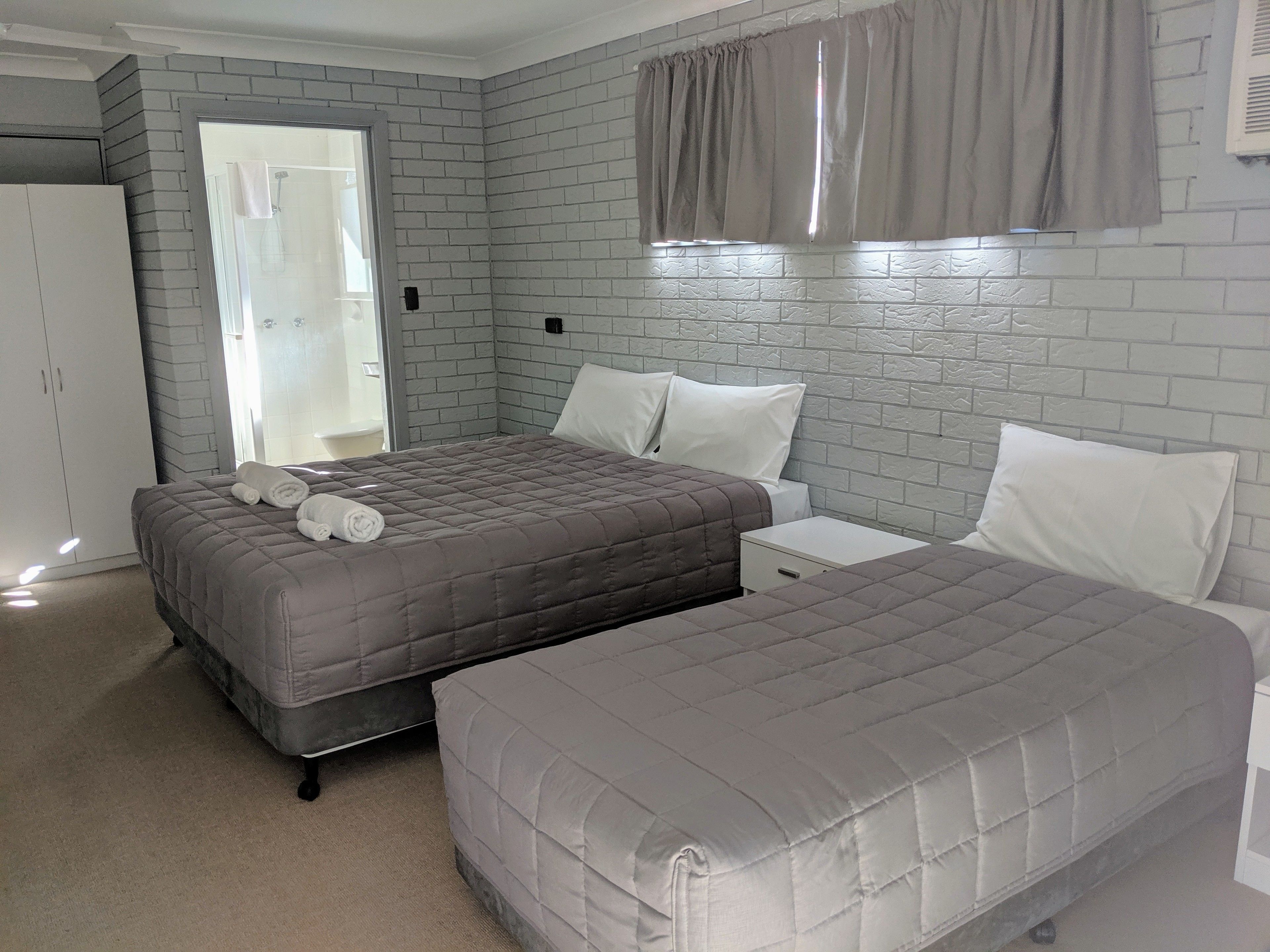 Photo - City Lights Motel