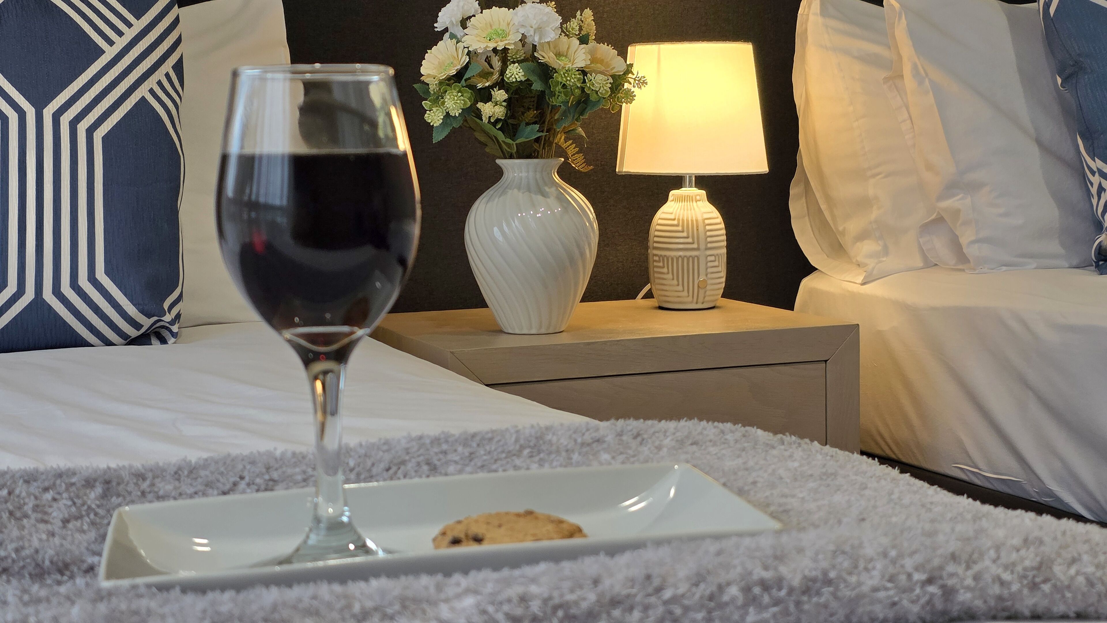 Photo - TOWER JUNCTION MOTOR LODGE- MOTEL with Airport and Railway Station Shuttle service