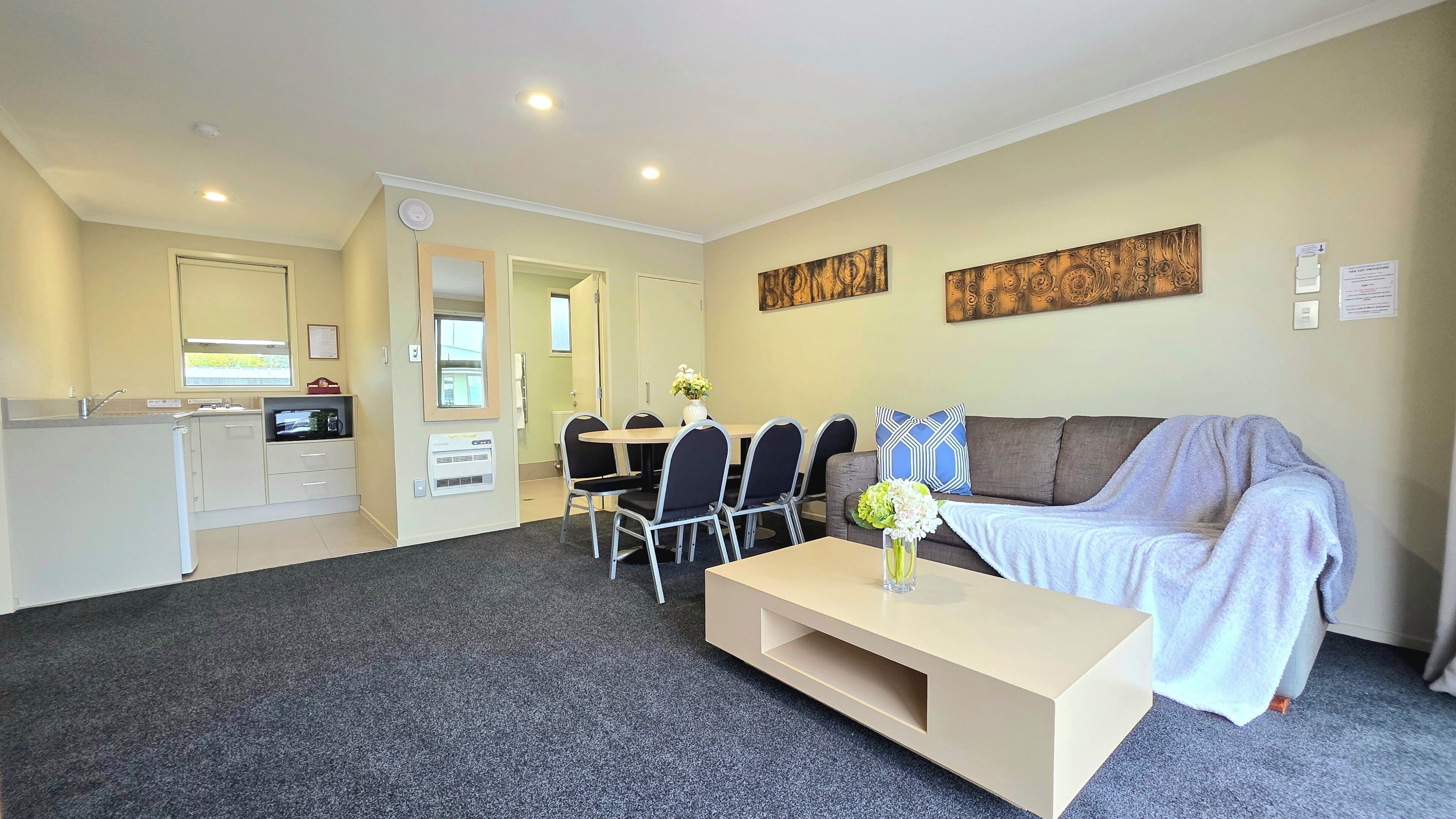 Foto - TOWER JUNCTION MOTOR LODGE- MOTEL with Airport and Railway Station Shuttle service