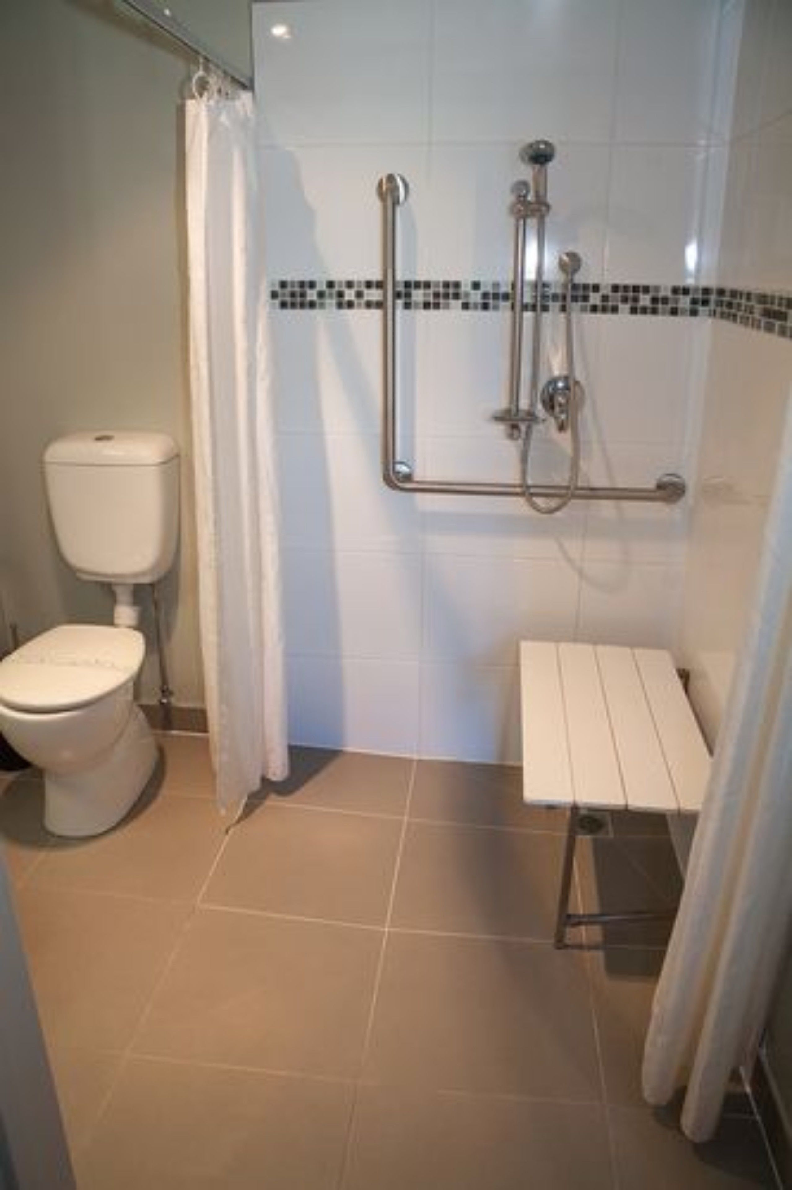 Foto - TOWER JUNCTION MOTOR LODGE- MOTEL with Airport and Railway Station Shuttle service